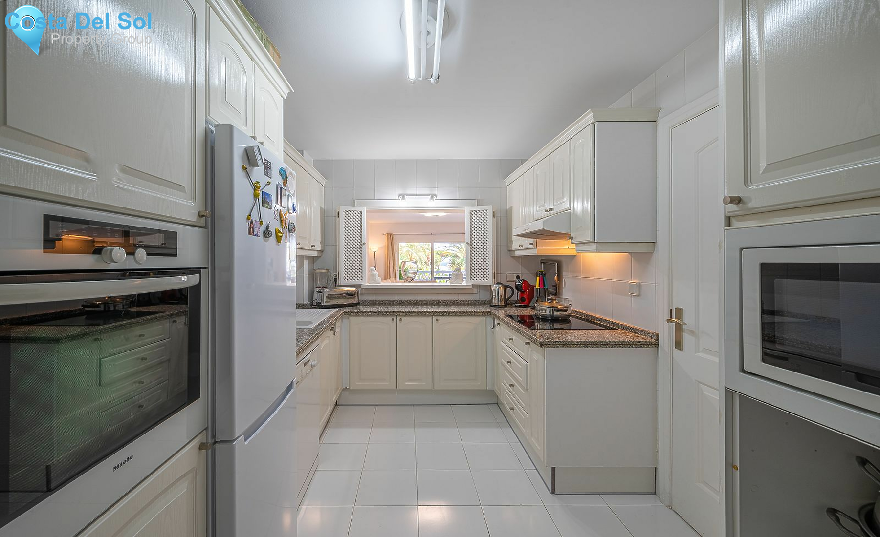 Middle Floor Apartment in Puerto Banús-1169285