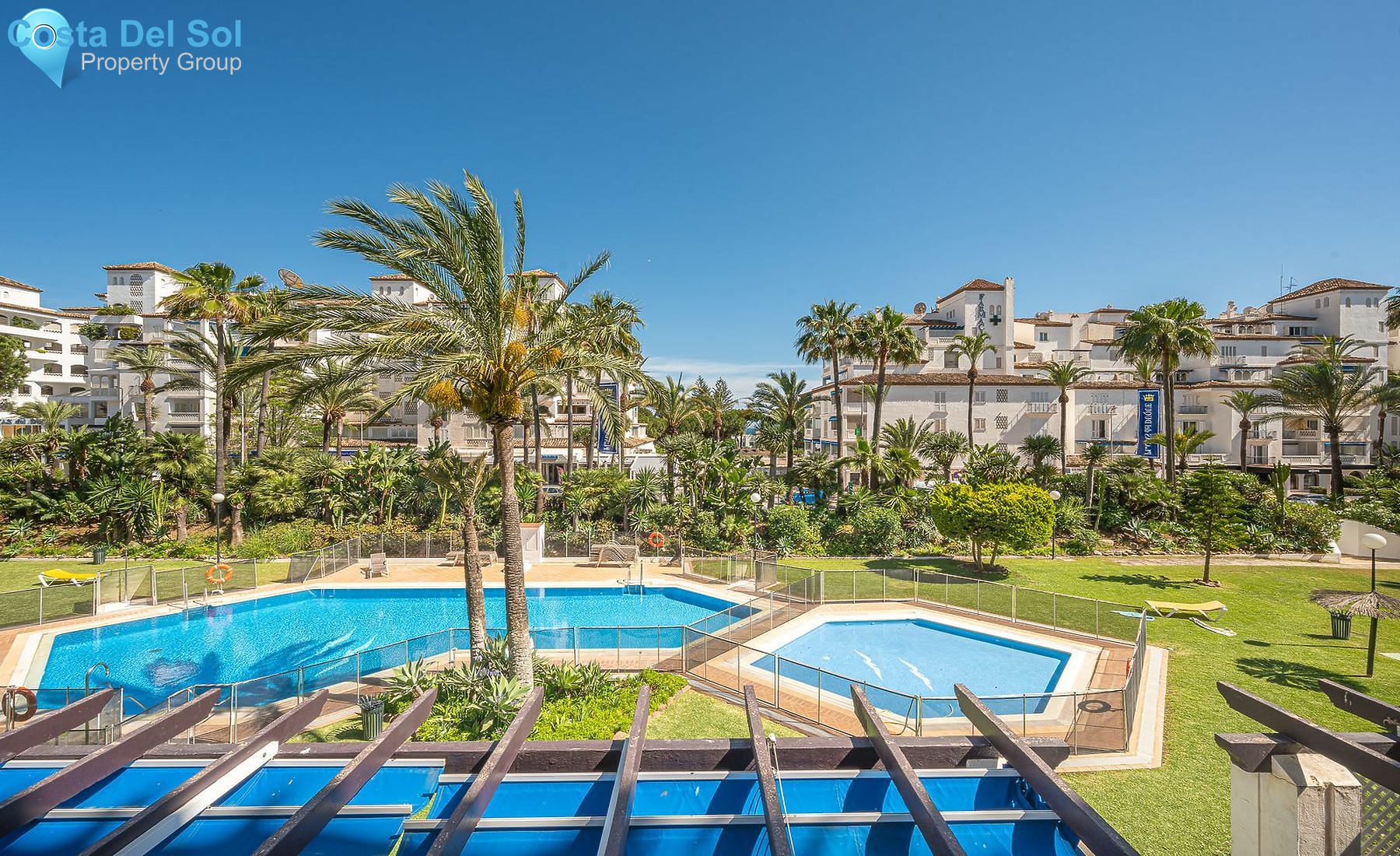 Middle Floor Apartment in Puerto Banús-1169274