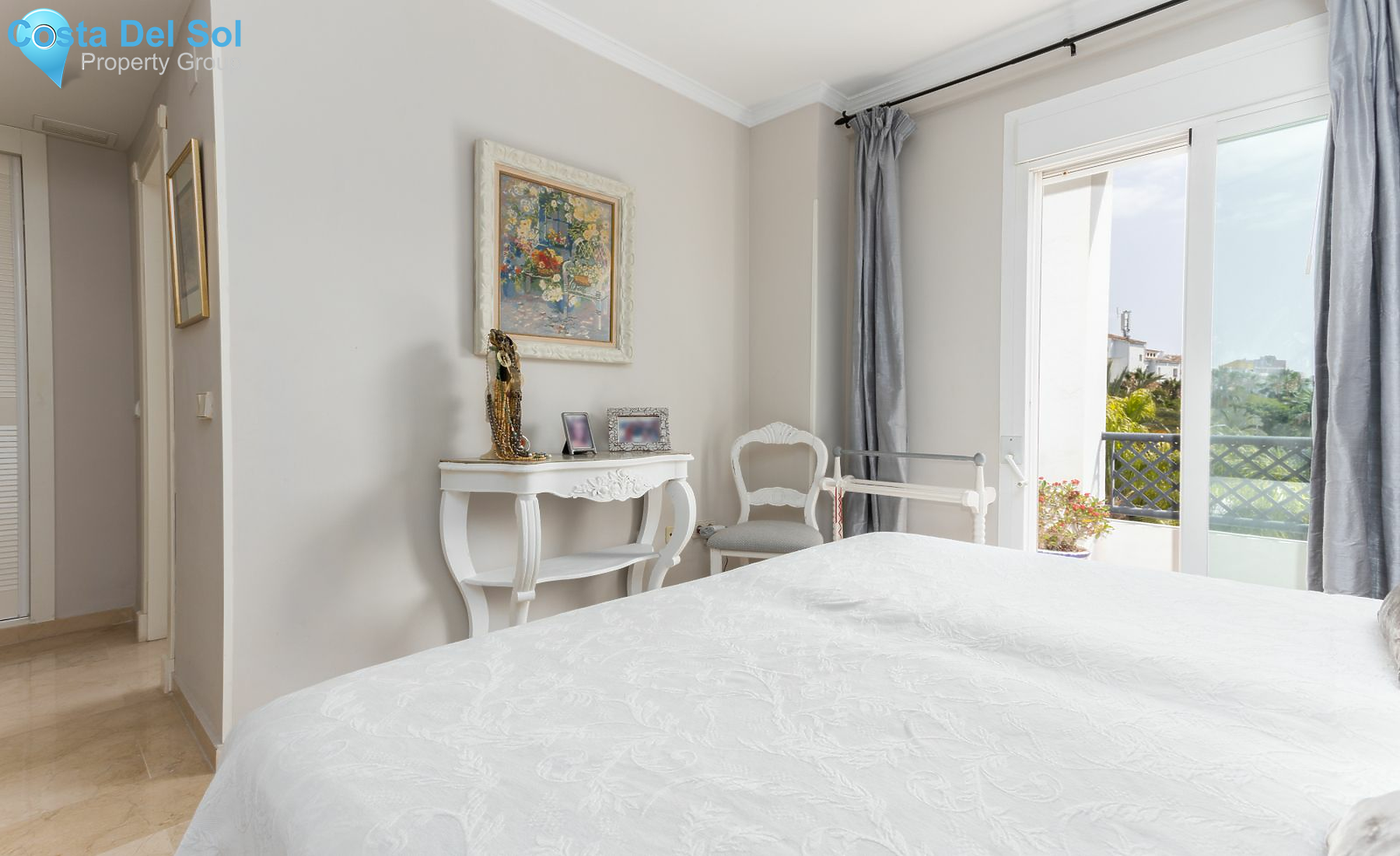 Middle Floor Apartment in Puerto Banús-1173660