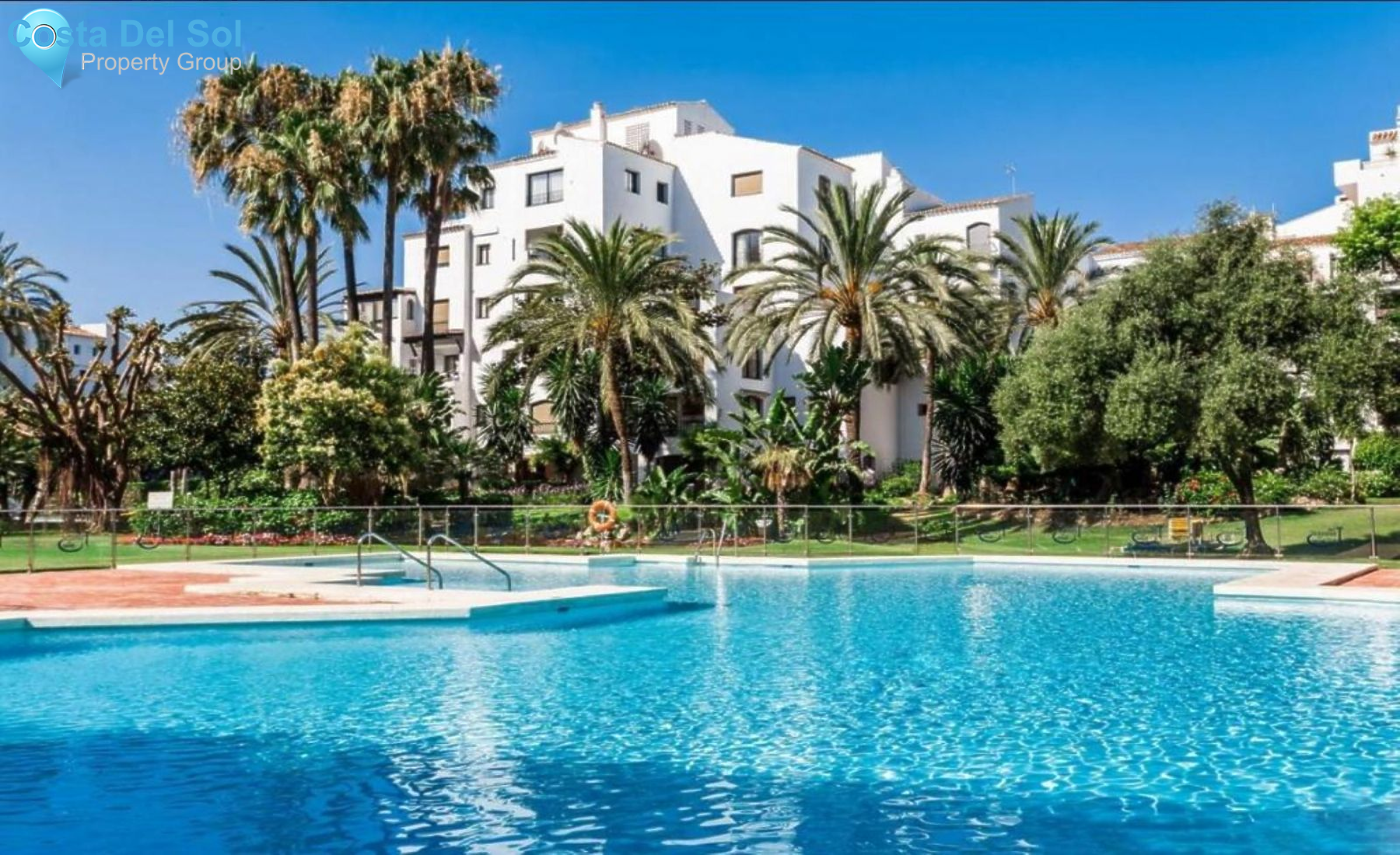 Middle Floor Apartment in Puerto Banús-1173649