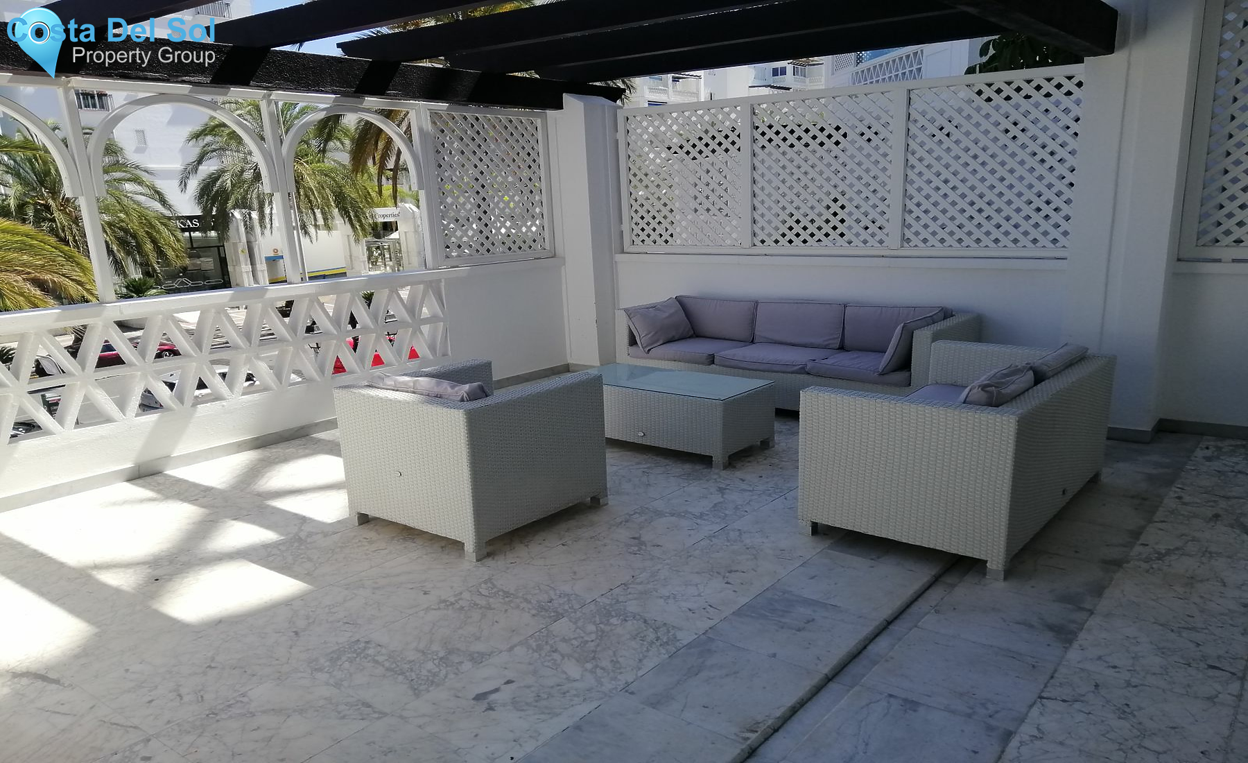 Middle Floor Apartment in Puerto Banús-1179565