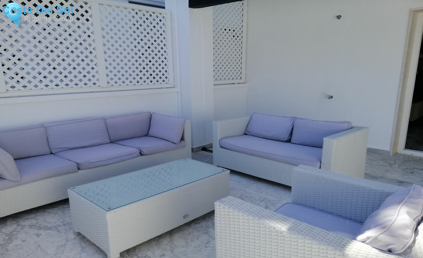 Middle Floor Apartment in Puerto Banús-1179550