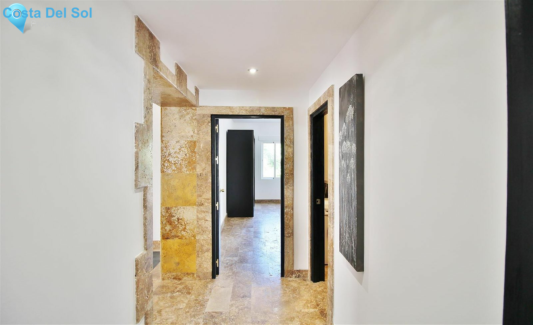 Middle Floor Apartment in Puerto Banús-1186378