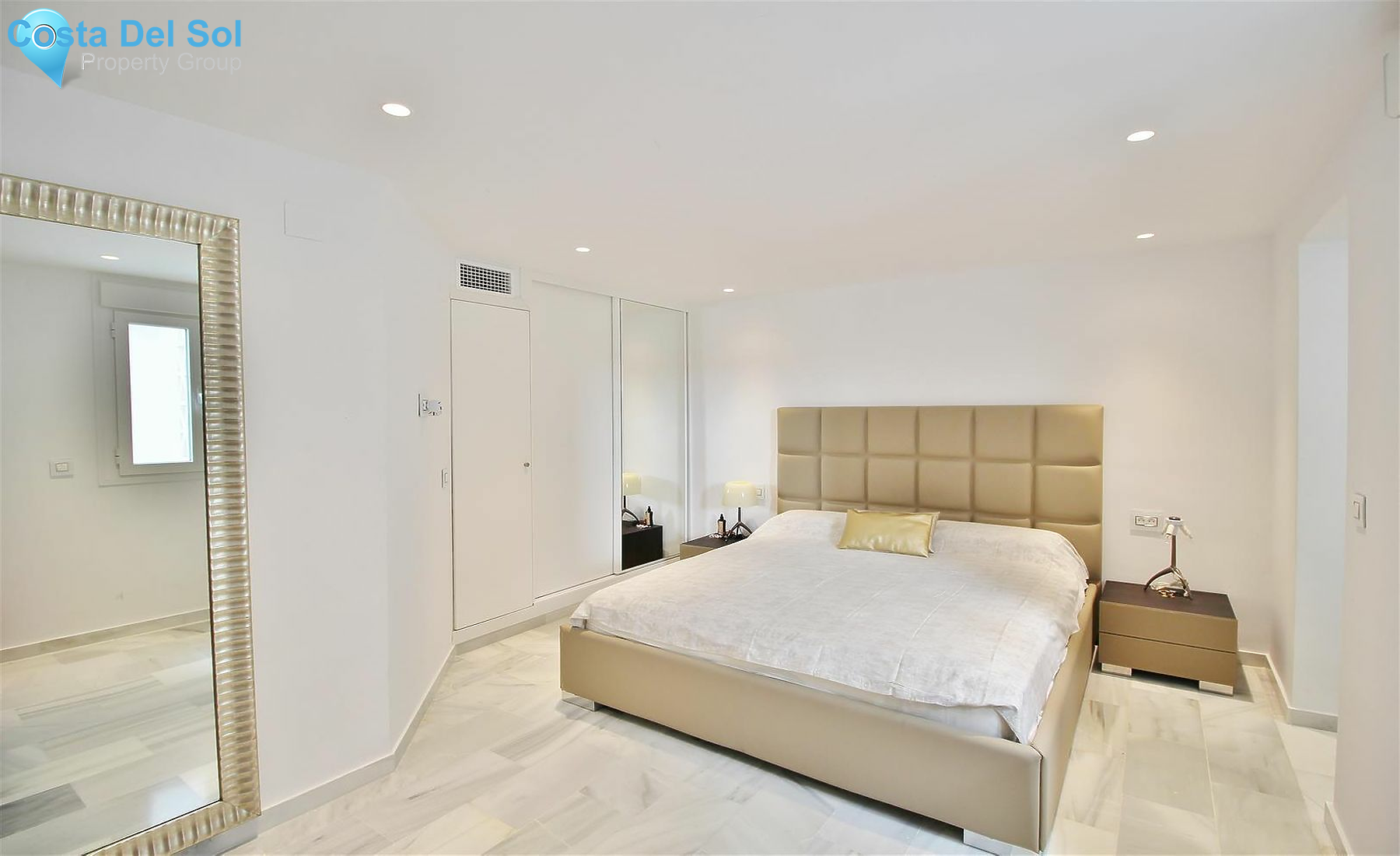 Middle Floor Apartment in Puerto Banús-1200206