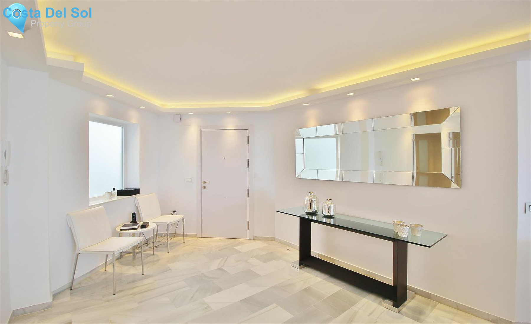 Middle Floor Apartment in Puerto Banús-1200208