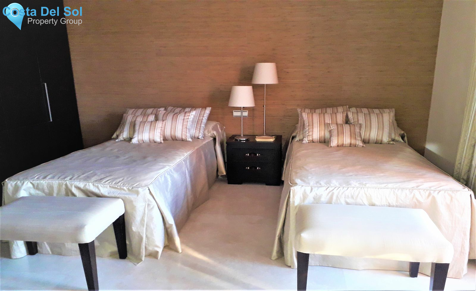 Middle Floor Apartment in Puerto Banús-1201917