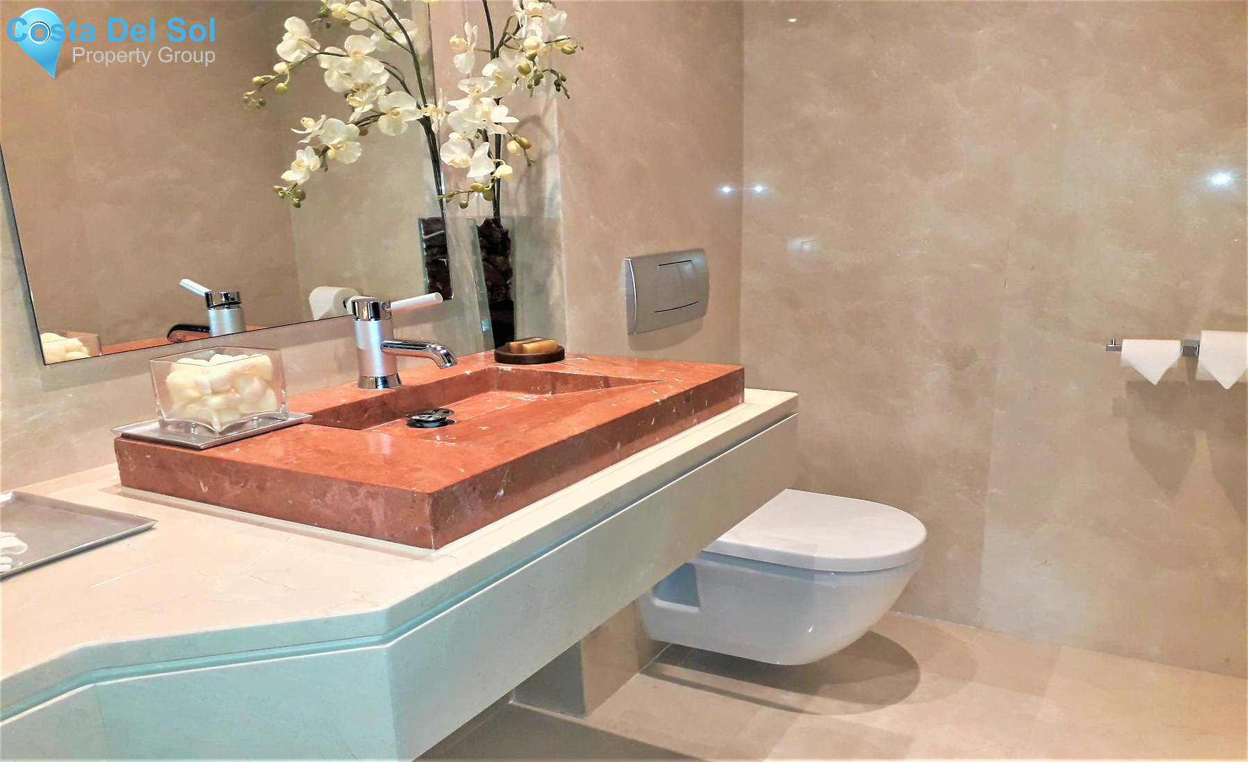 Middle Floor Apartment in Puerto Banús-1201914