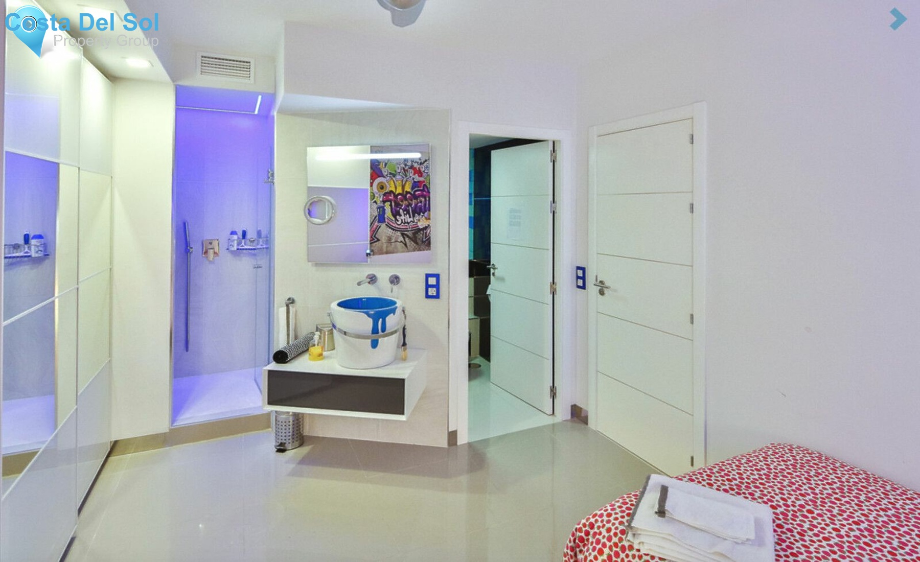 Middle Floor Apartment in Puerto Banús-1205098