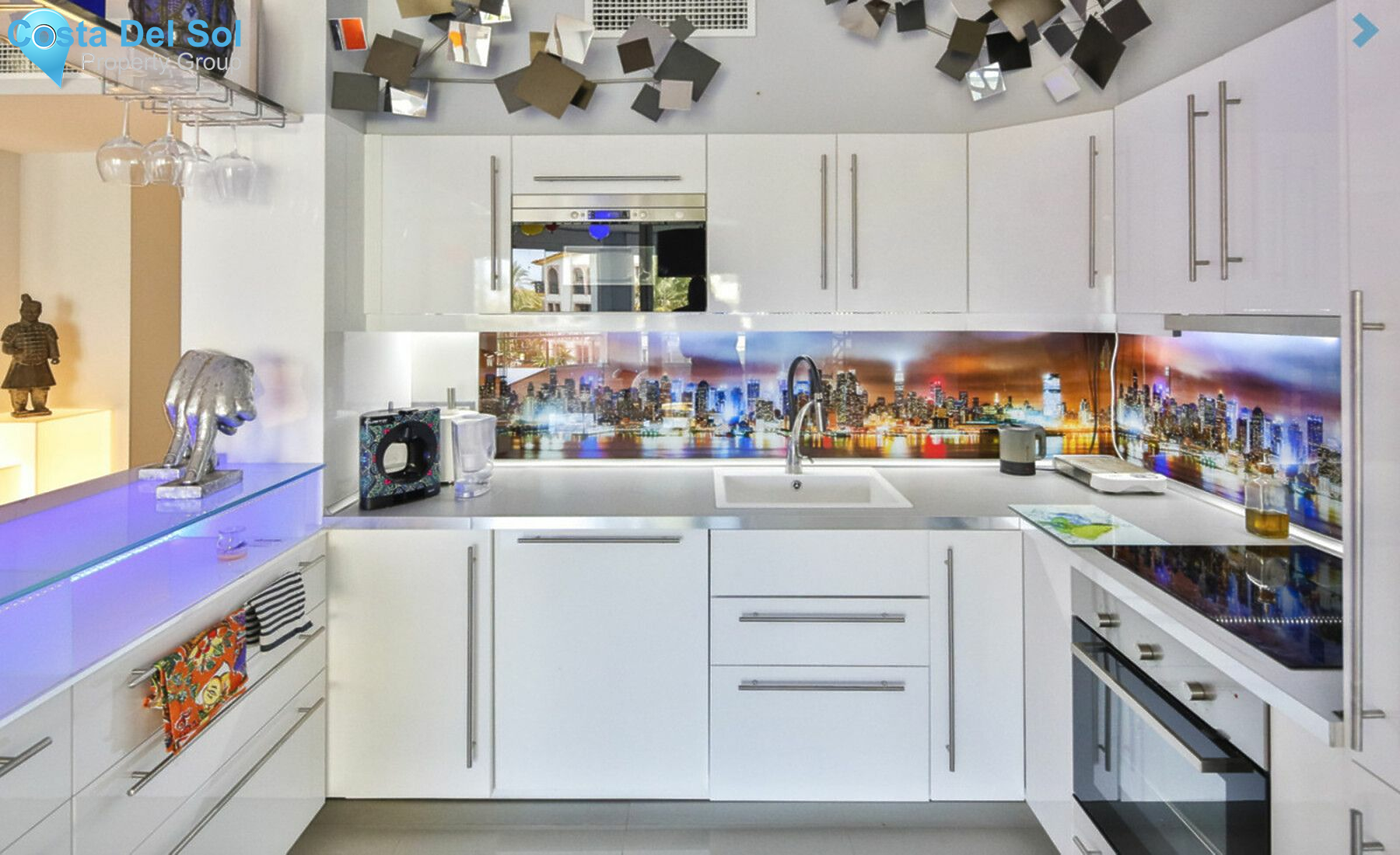 Middle Floor Apartment in Puerto Banús-1205091