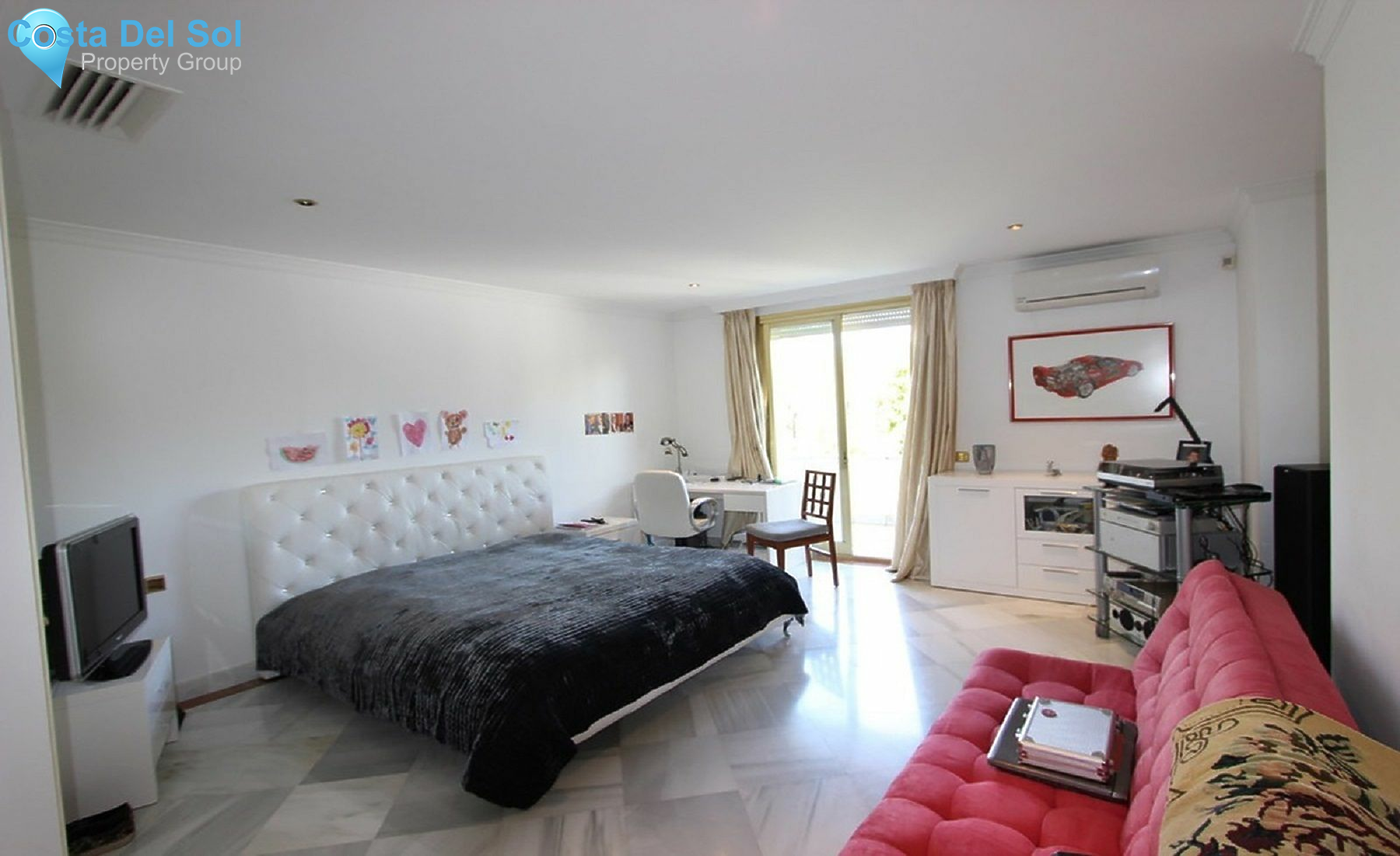 Middle Floor Apartment in Puerto Banús-1211048