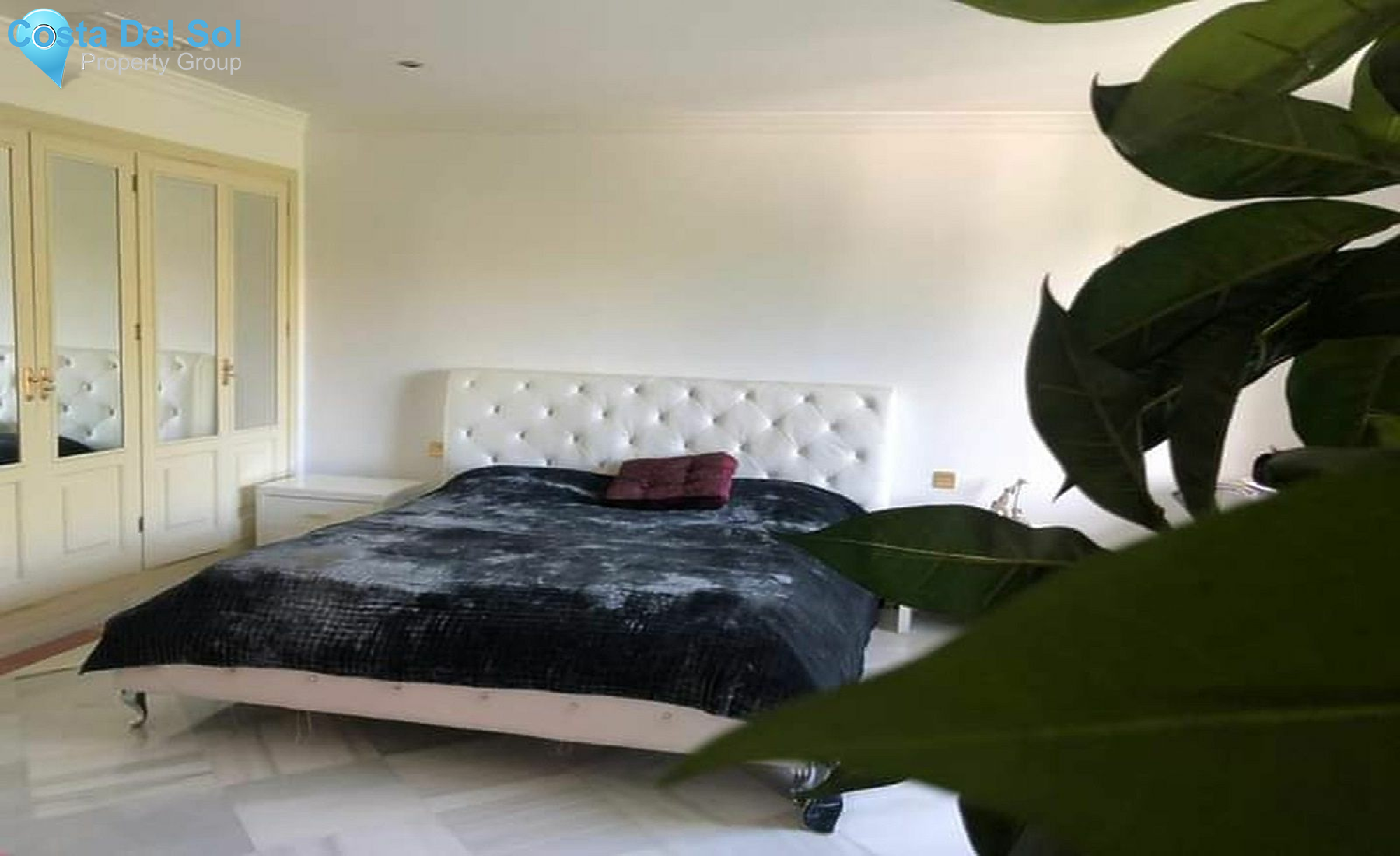 Middle Floor Apartment in Puerto Banús-1211049