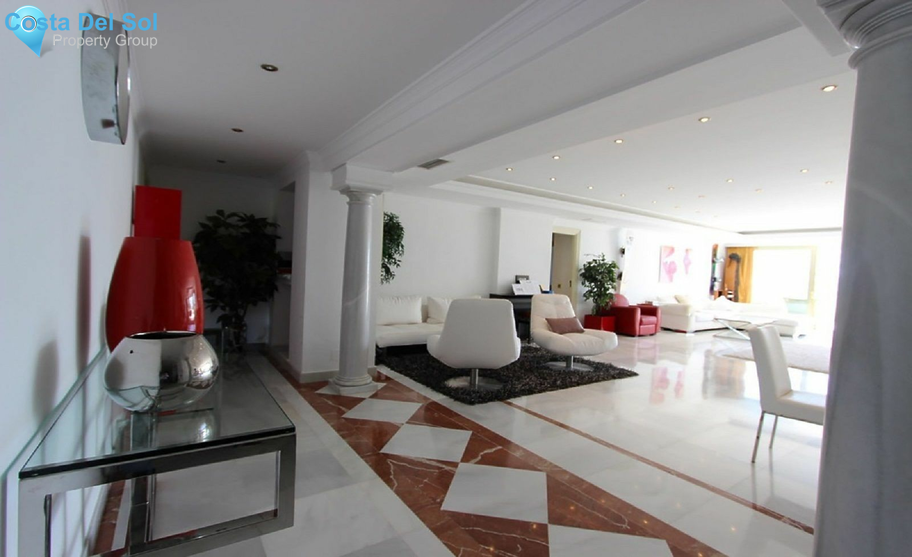 Middle Floor Apartment in Puerto Banús-1211044