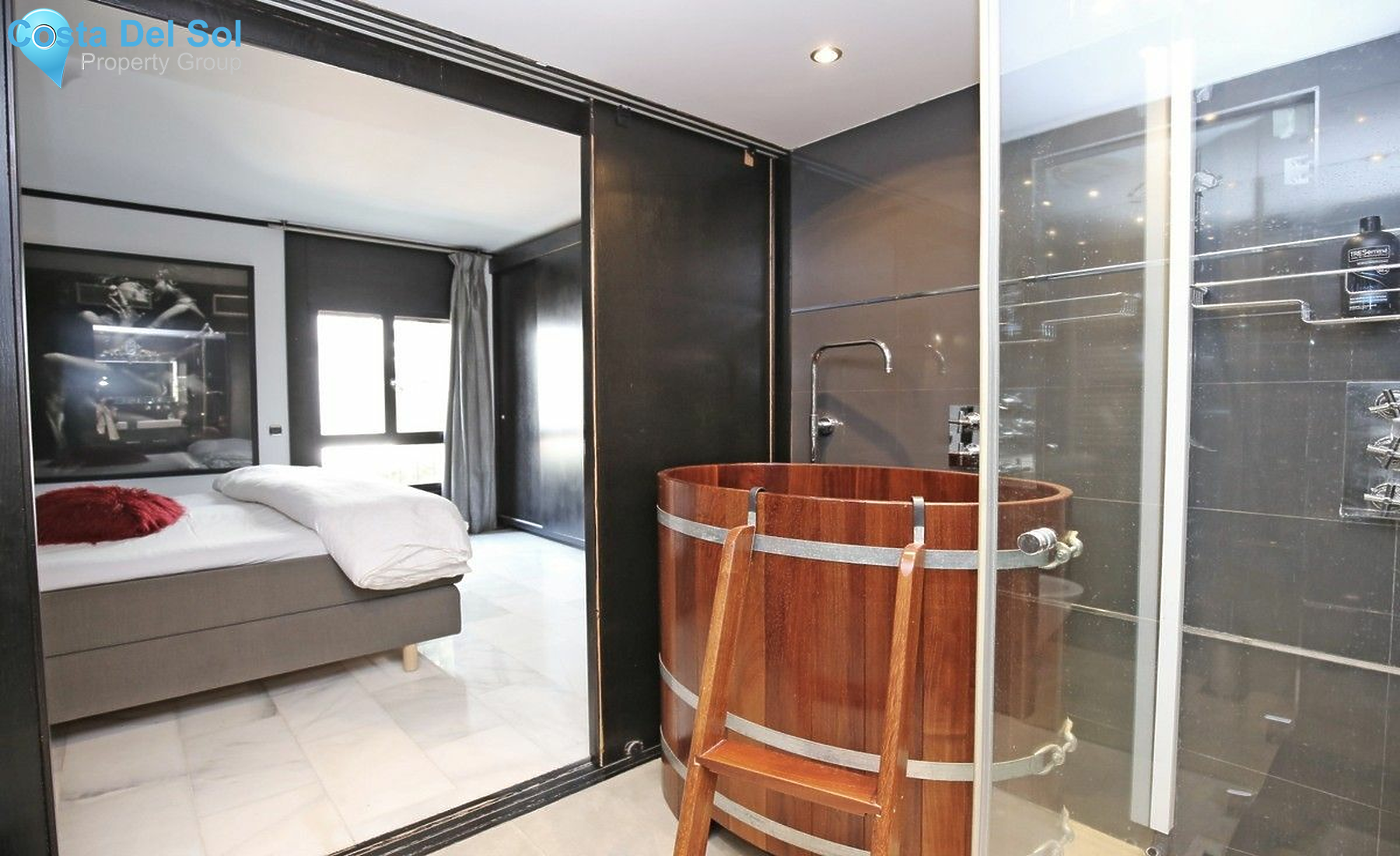 Middle Floor Apartment in Puerto Banús-1216009