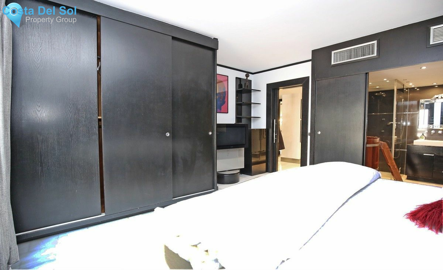 Middle Floor Apartment in Puerto Banús-1216019