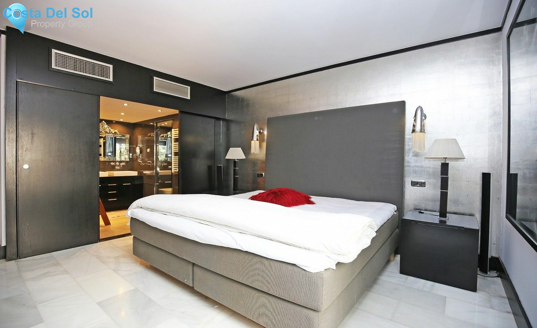 Middle Floor Apartment in Puerto Banús-1216002