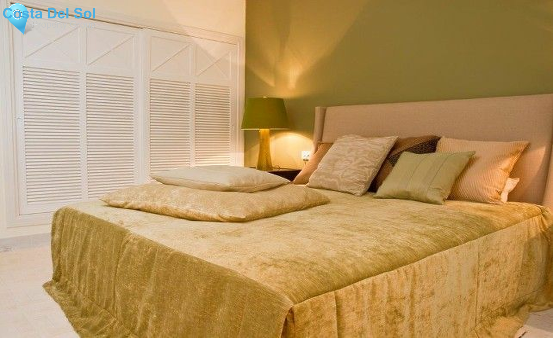 Middle Floor Apartment in Puerto Banús-1218859