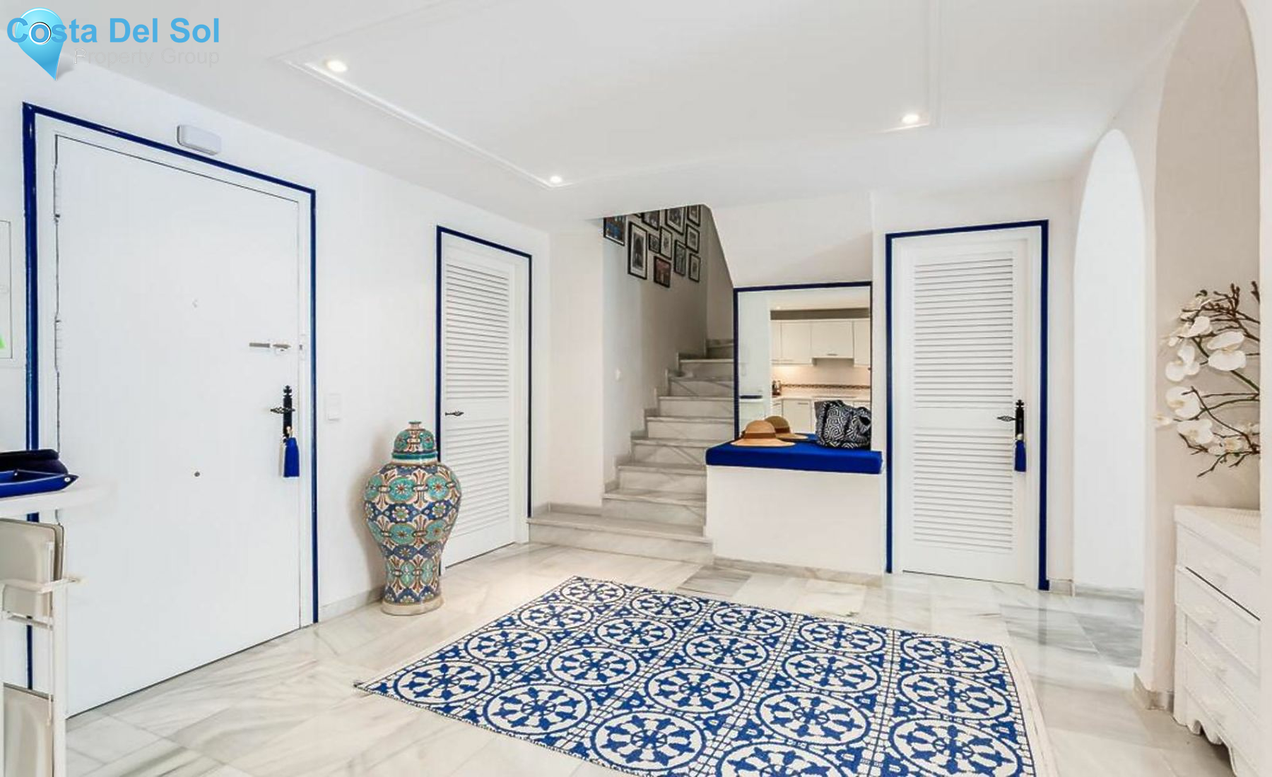 Middle Floor Apartment in Puerto Banús-1223026