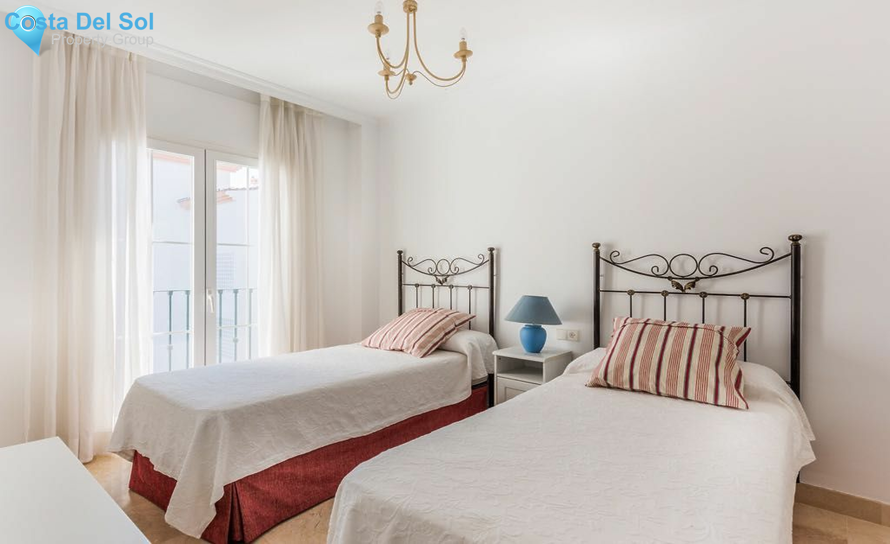 Middle Floor Apartment in Puerto Banús-1231006