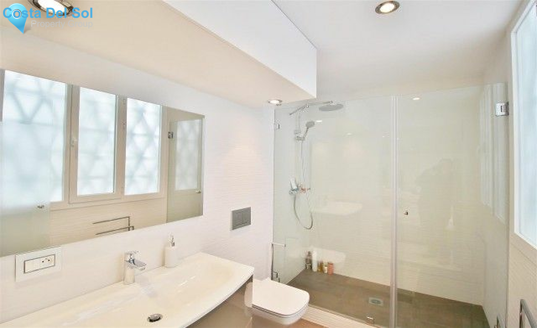 Middle Floor Apartment in Puerto Banús-1232427