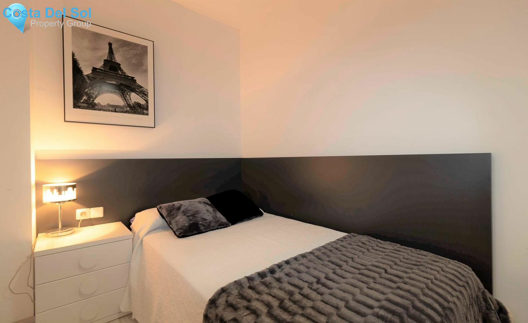 Middle Floor Apartment in Puerto Banús-1386520