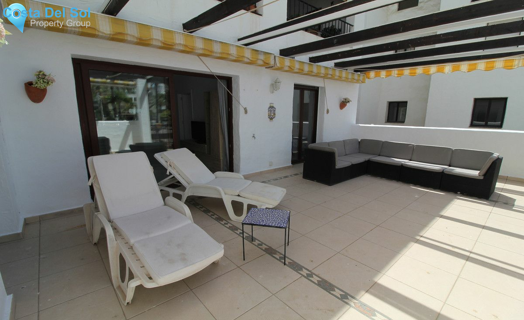 Middle Floor Apartment in Puerto Banús-1393089