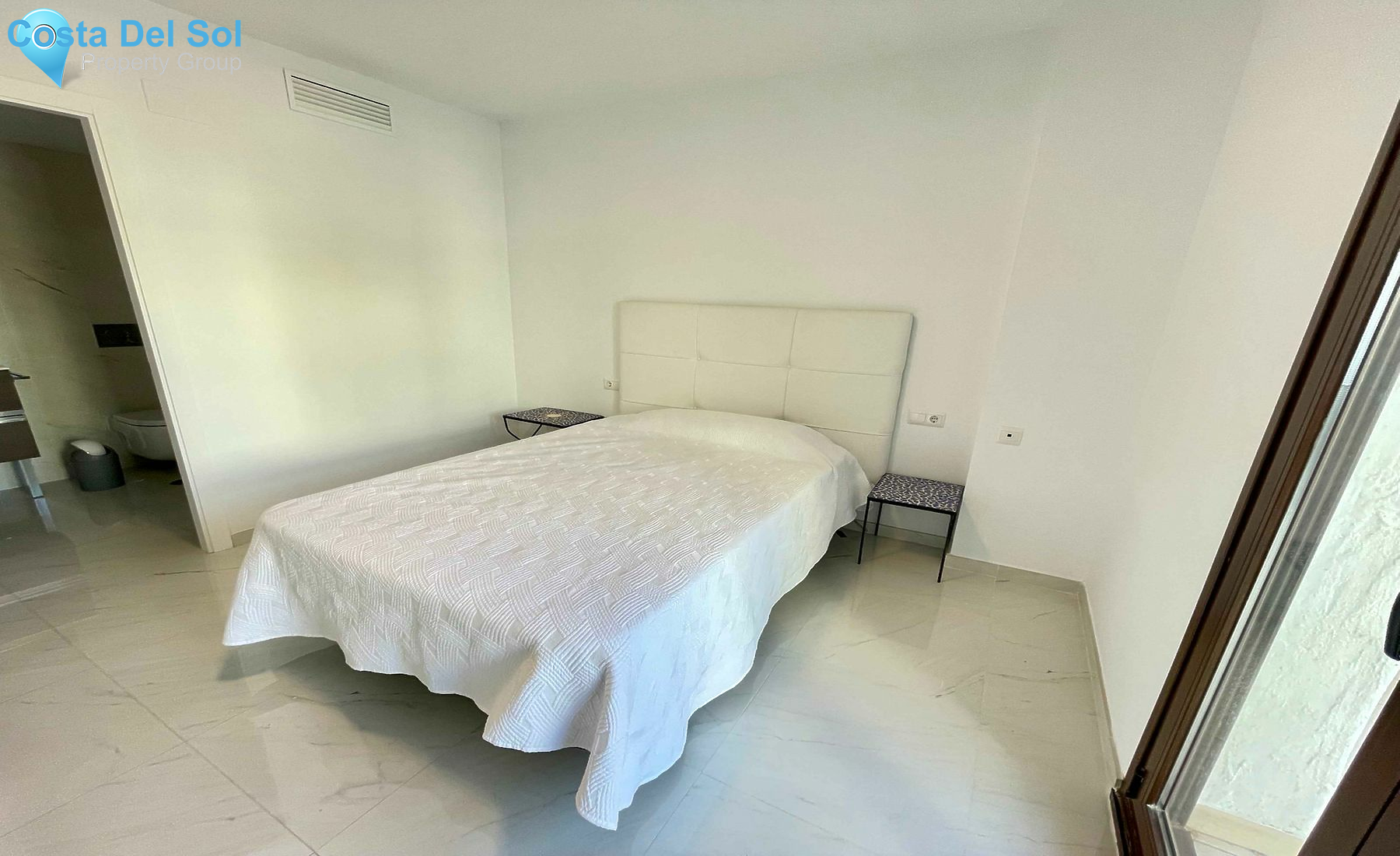 Middle Floor Apartment in Puerto Banús-1393082