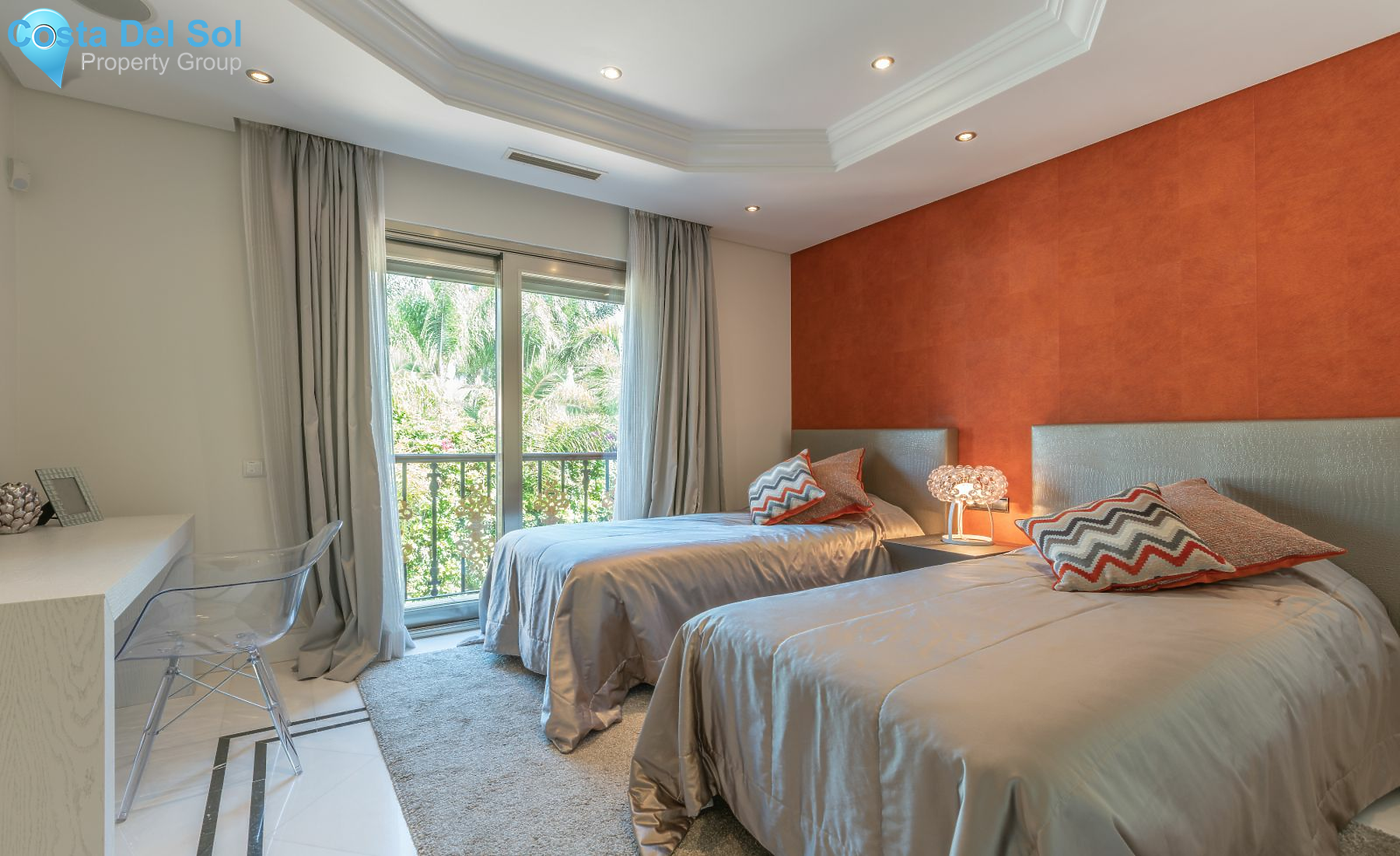 Middle Floor Apartment in Puerto Banús-1422876