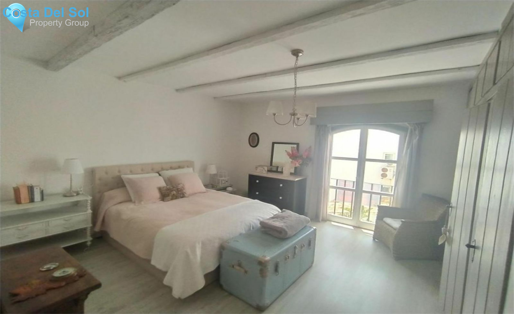 Middle Floor Apartment in Puerto Banús-1441346