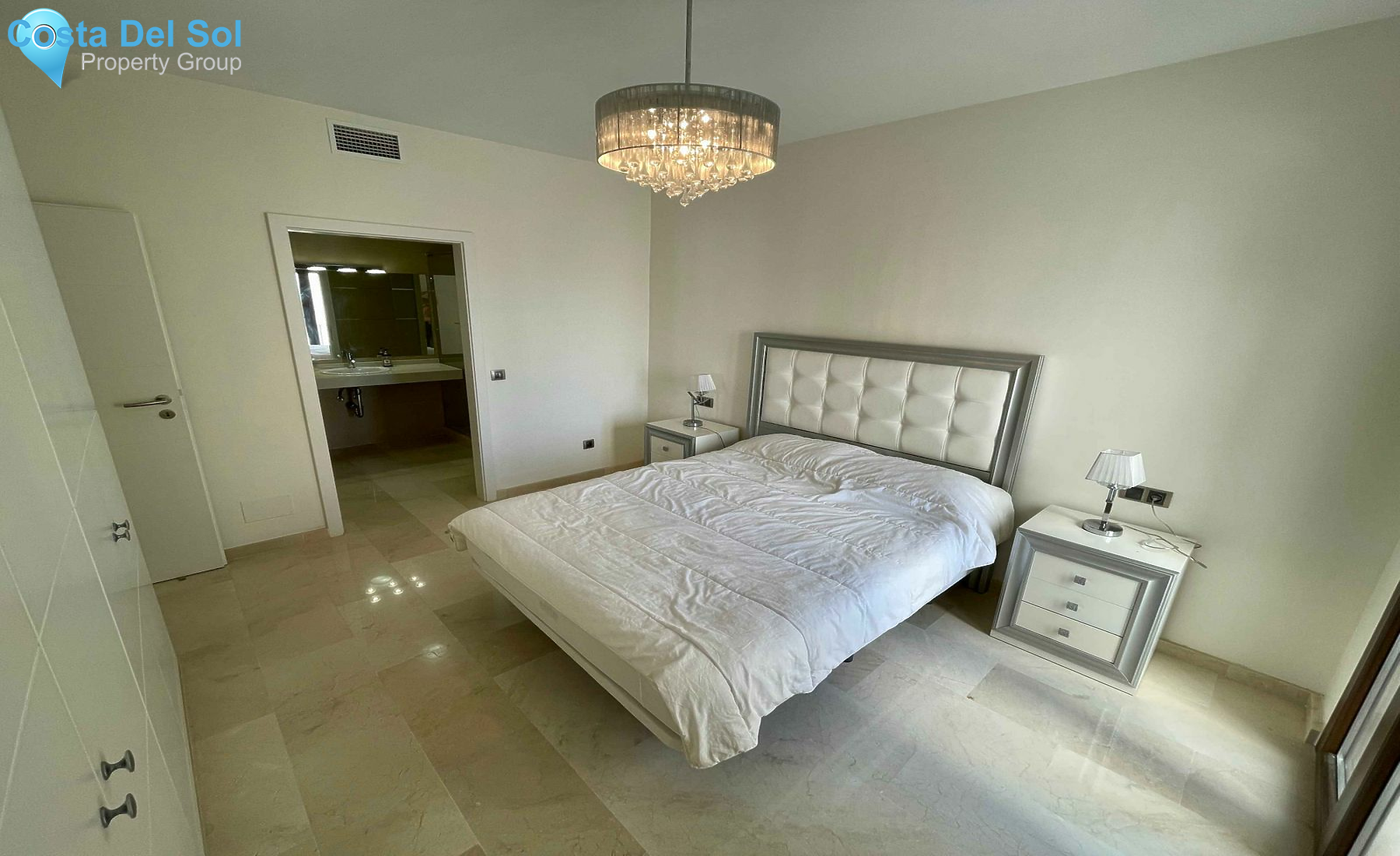 Middle Floor Apartment in Puerto Banús-1445024