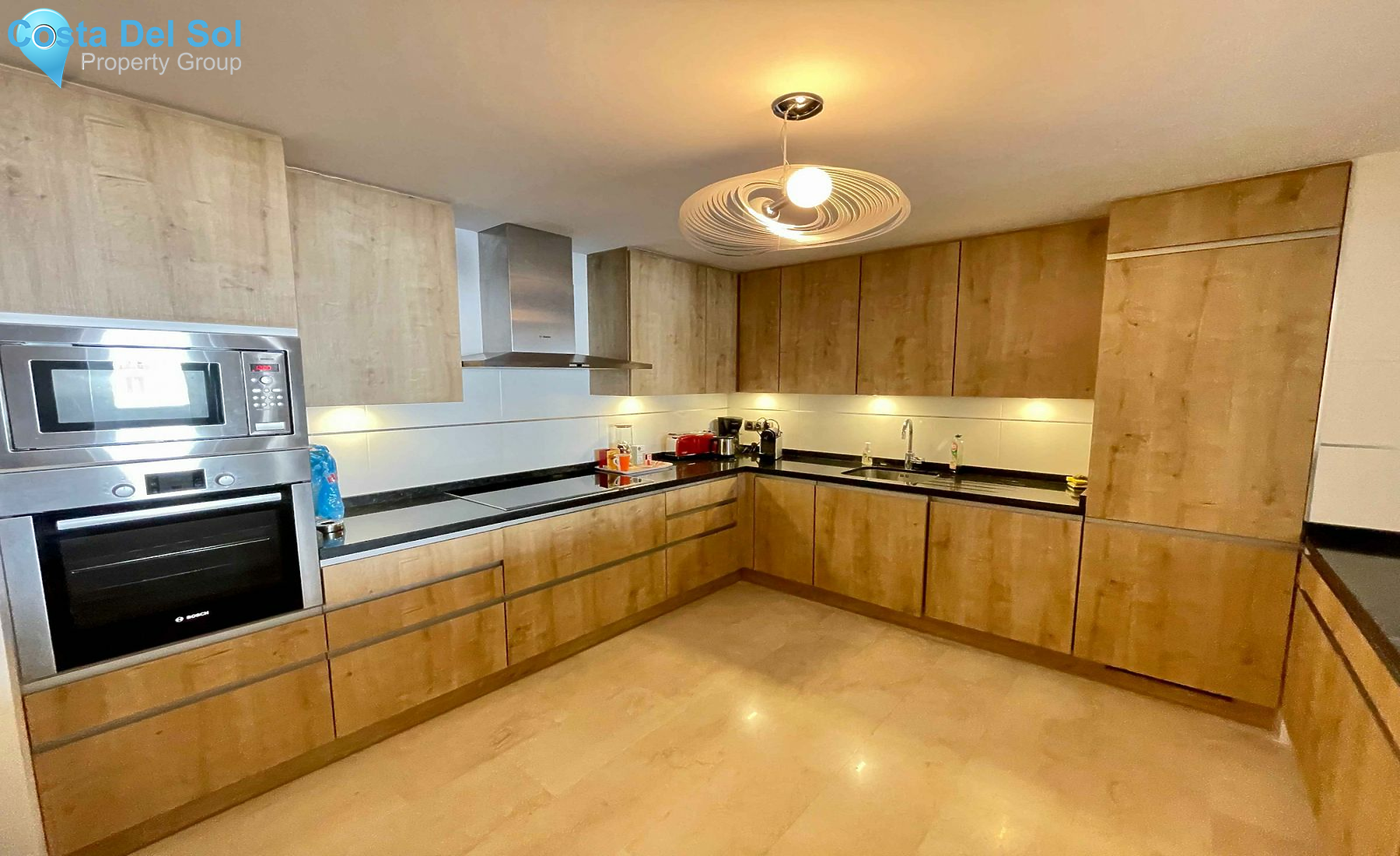Middle Floor Apartment in Puerto Banús-1445013