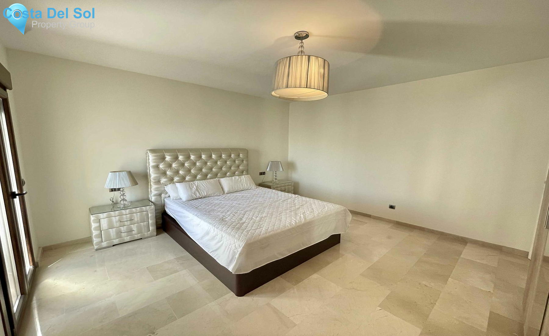 Middle Floor Apartment in Puerto Banús-1445016