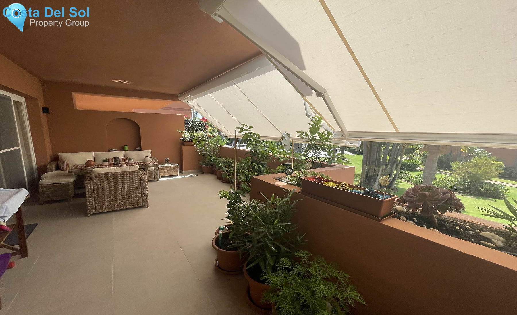 Middle Floor Apartment in Puerto Banús-1445522