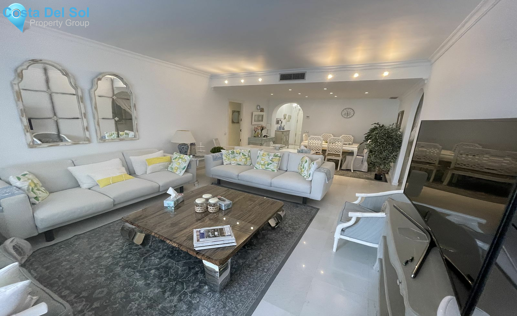 Middle Floor Apartment in Puerto Banús-1449227
