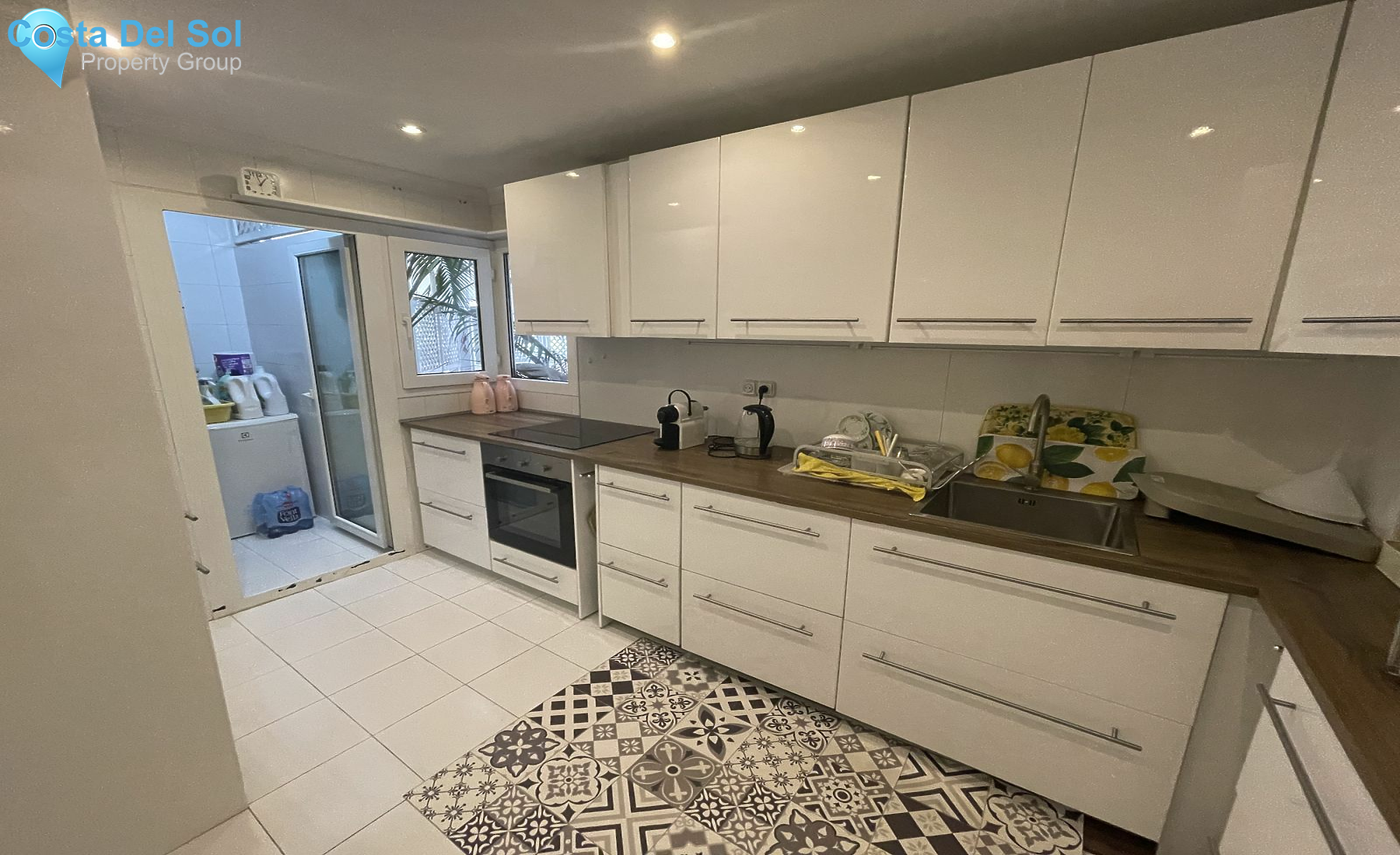 Middle Floor Apartment in Puerto Banús-1449229