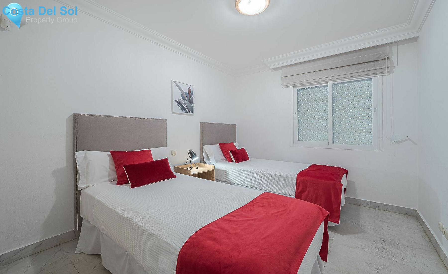 Middle Floor Apartment in Puerto Banús-1464277