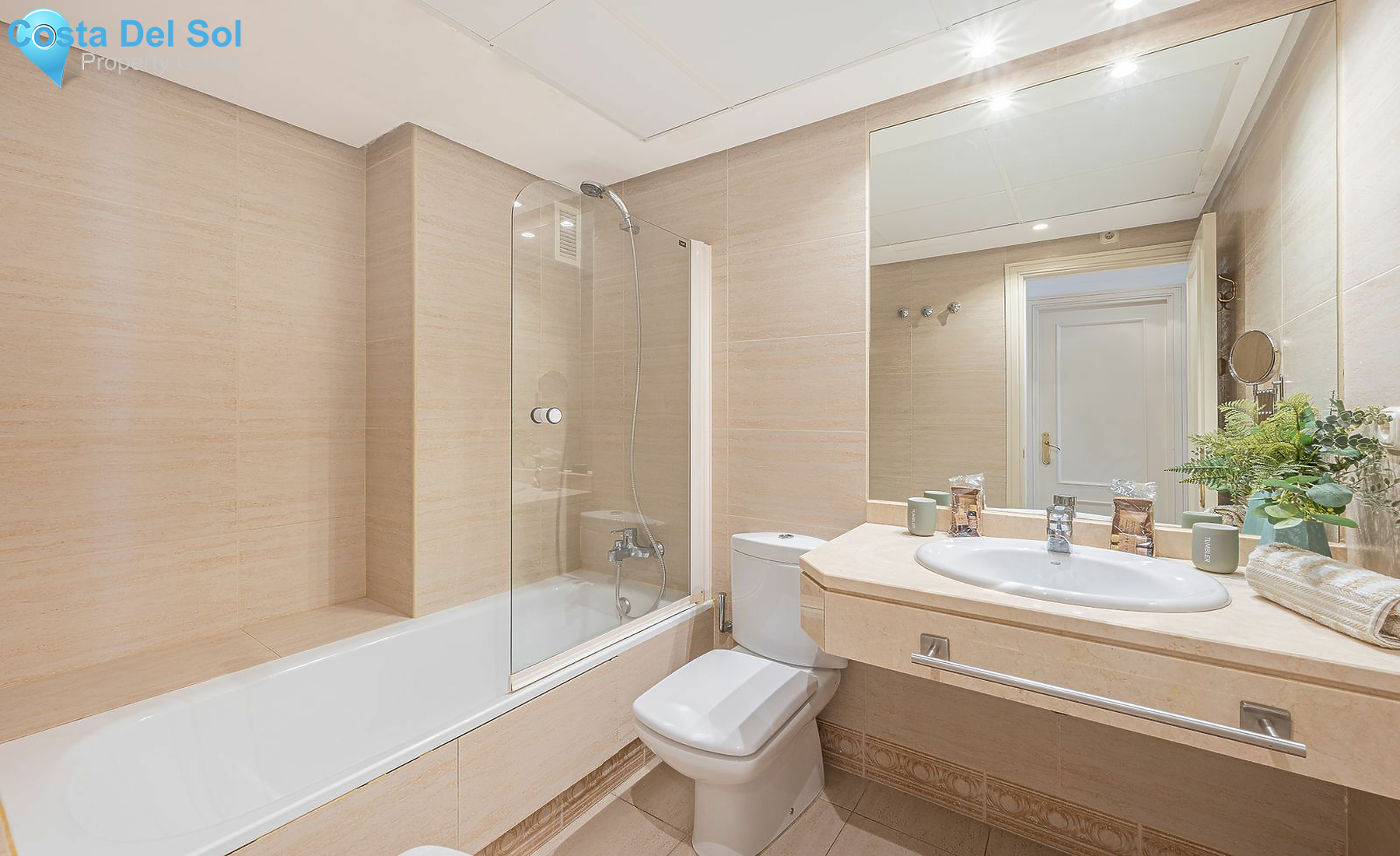 Middle Floor Apartment in Puerto Banús-1464278