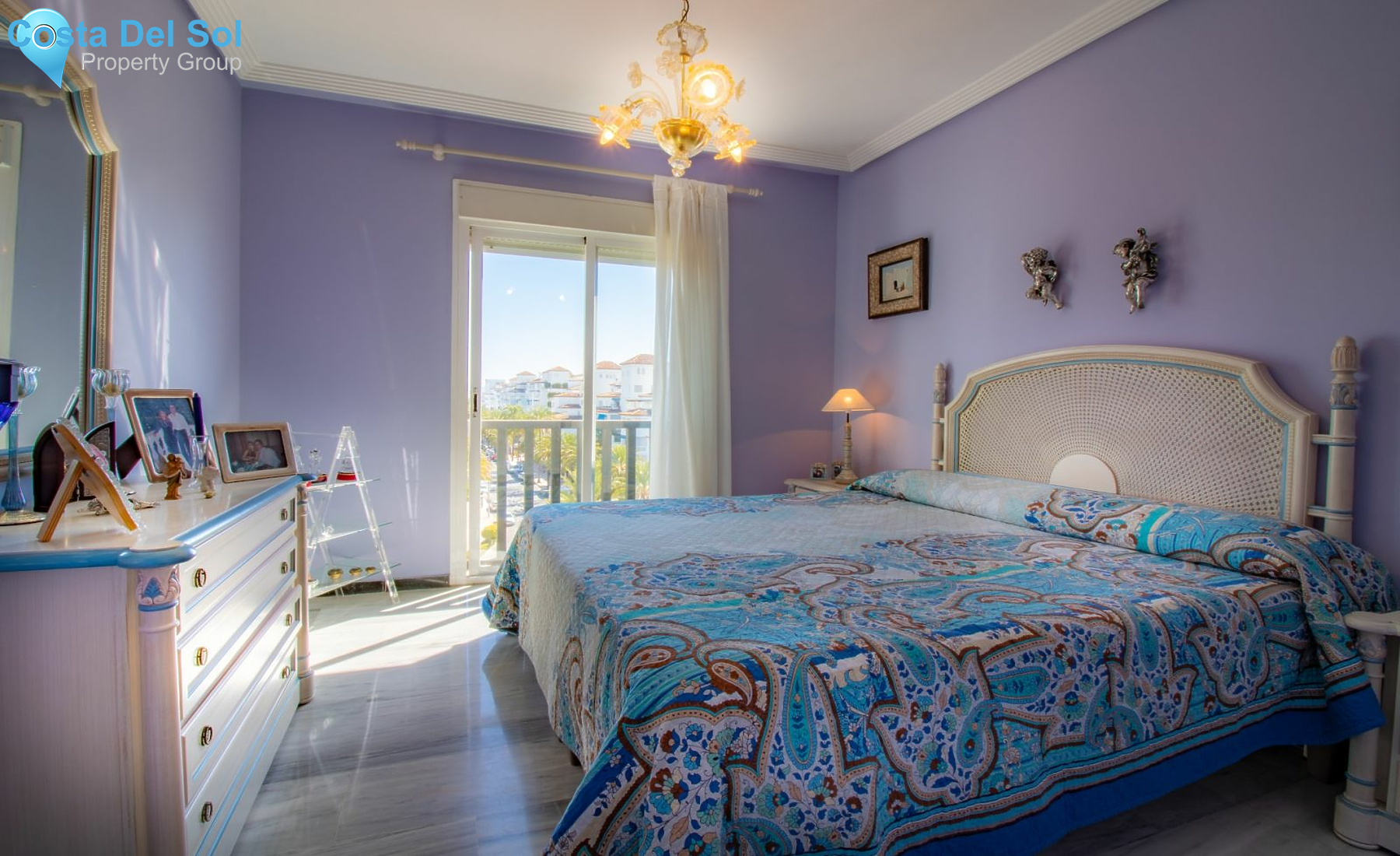 Middle Floor Apartment in Puerto Banús-1470992