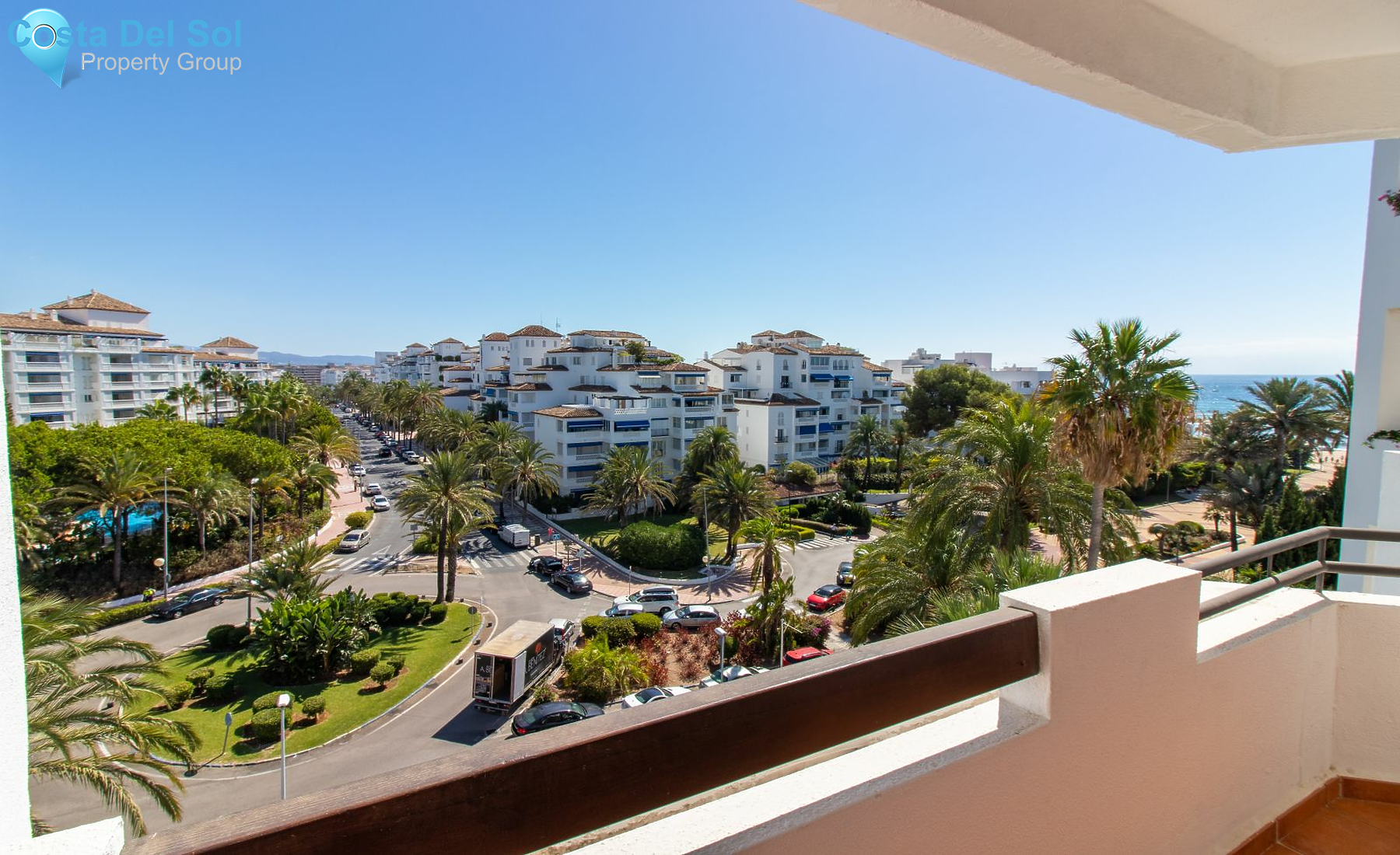 Middle Floor Apartment in Puerto Banús-1470980
