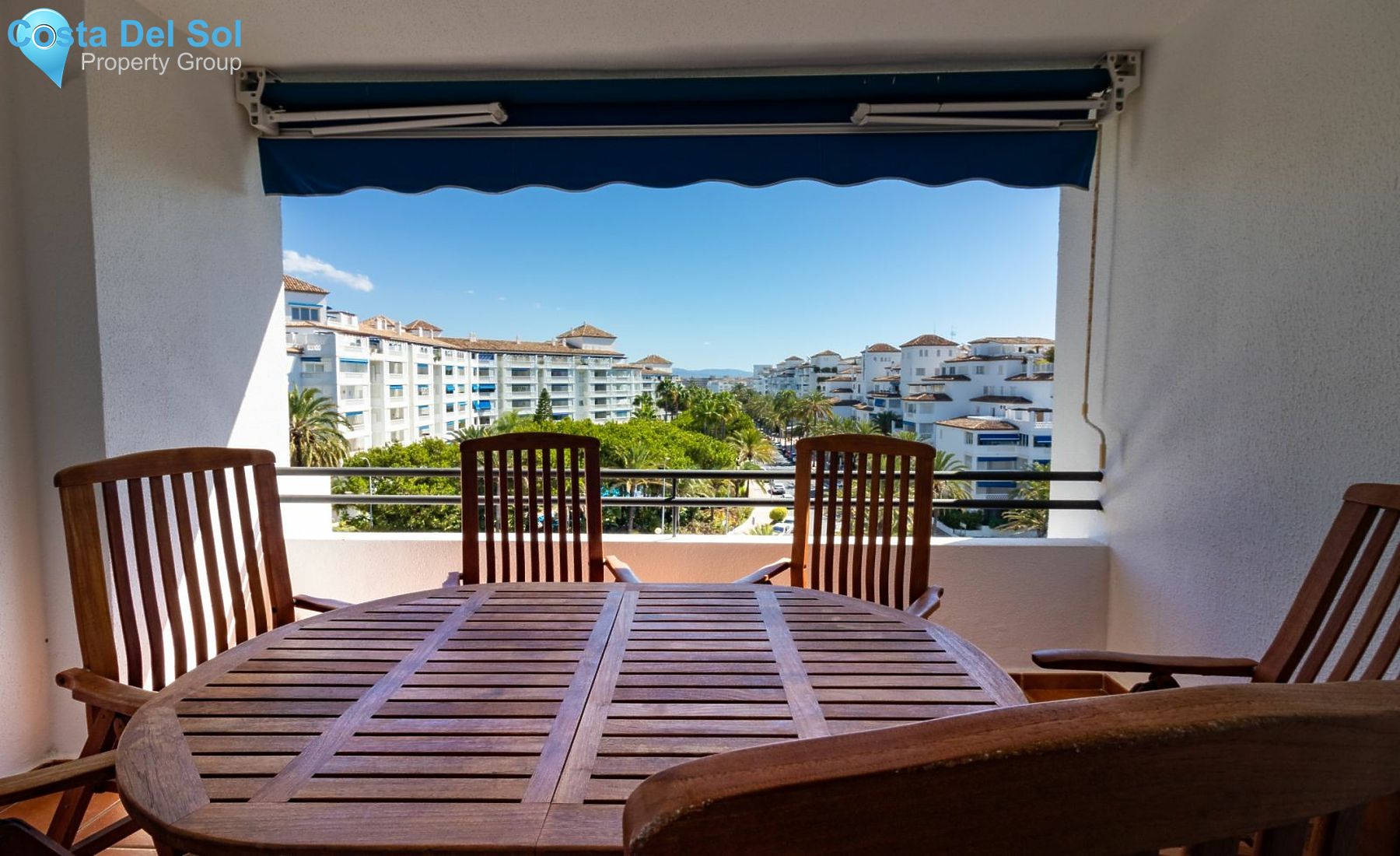 Middle Floor Apartment in Puerto Banús-1470982