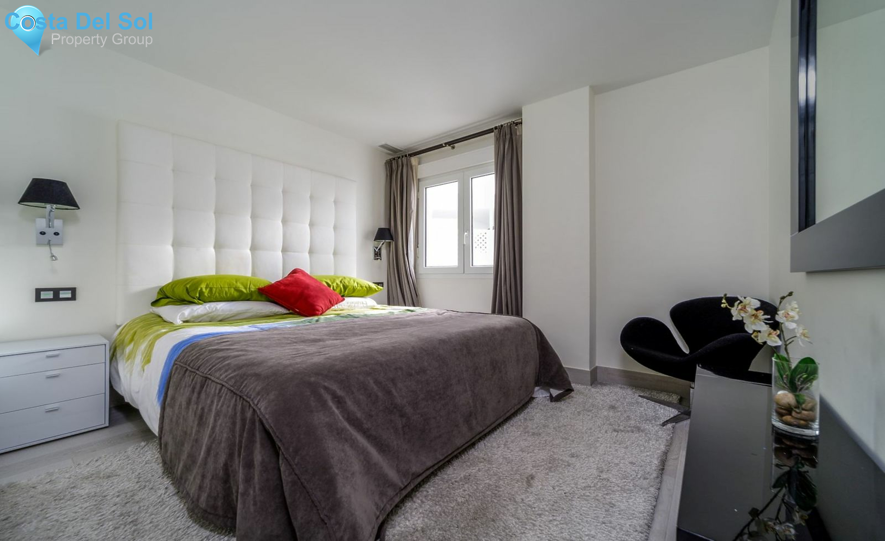 Middle Floor Apartment in Puerto Banús-1482394