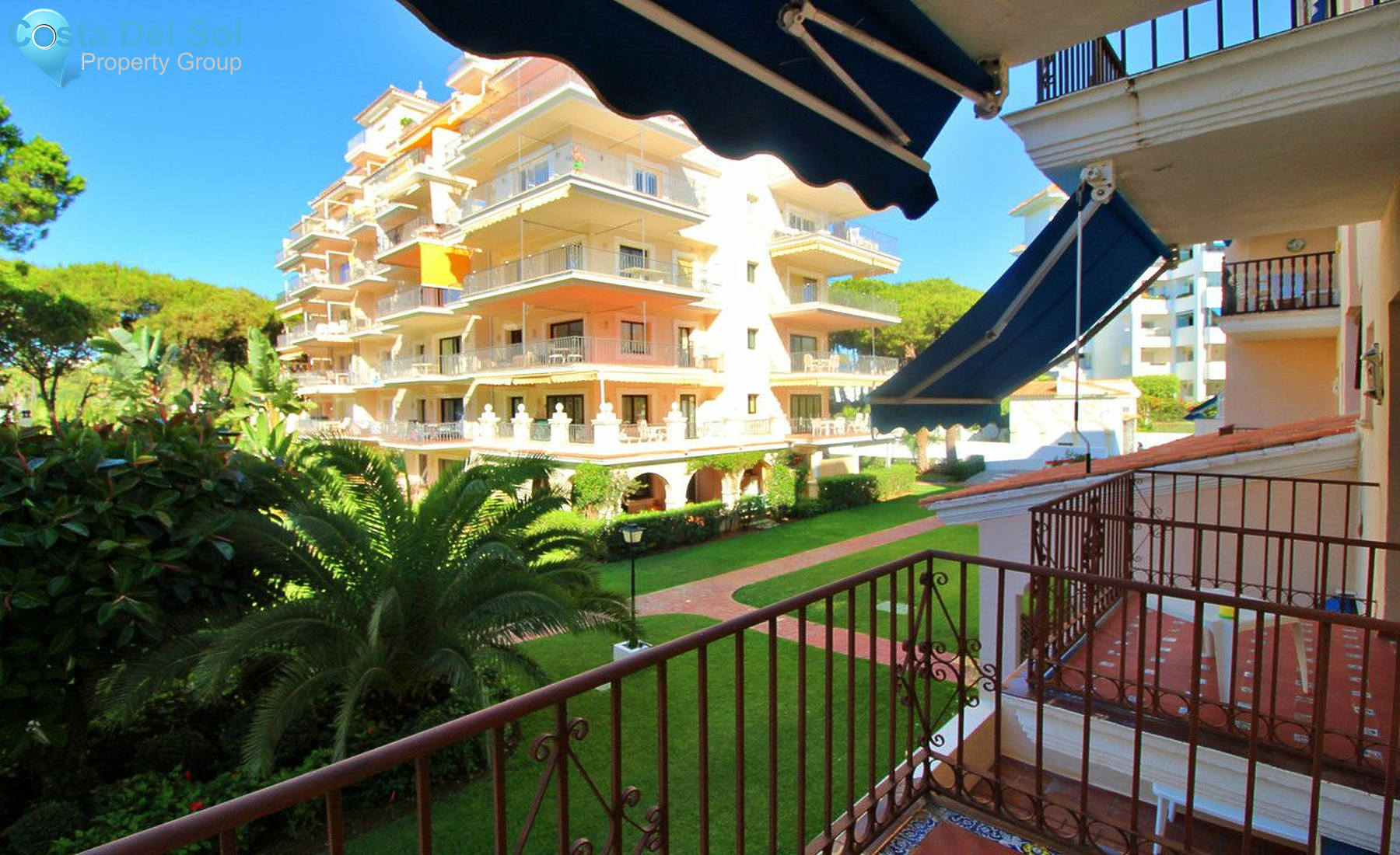 Middle Floor Apartment in Puerto Banús-1487667
