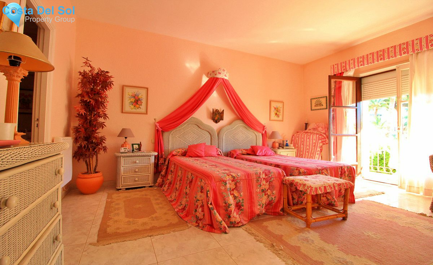 Middle Floor Apartment in Puerto Banús-1487657