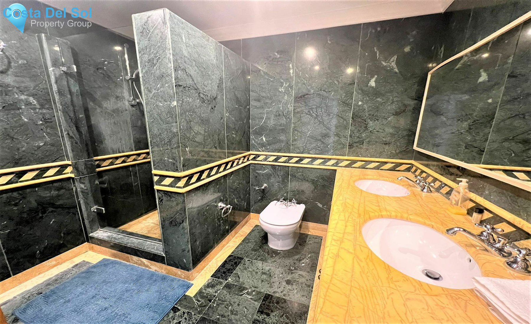 Middle Floor Apartment in Puerto Banús-1496681