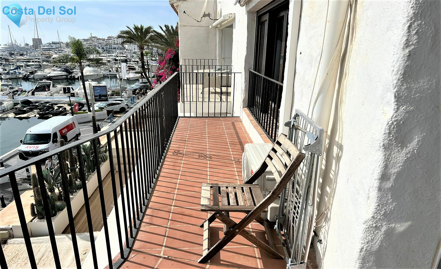 Middle Floor Apartment in Puerto Banús-1496668