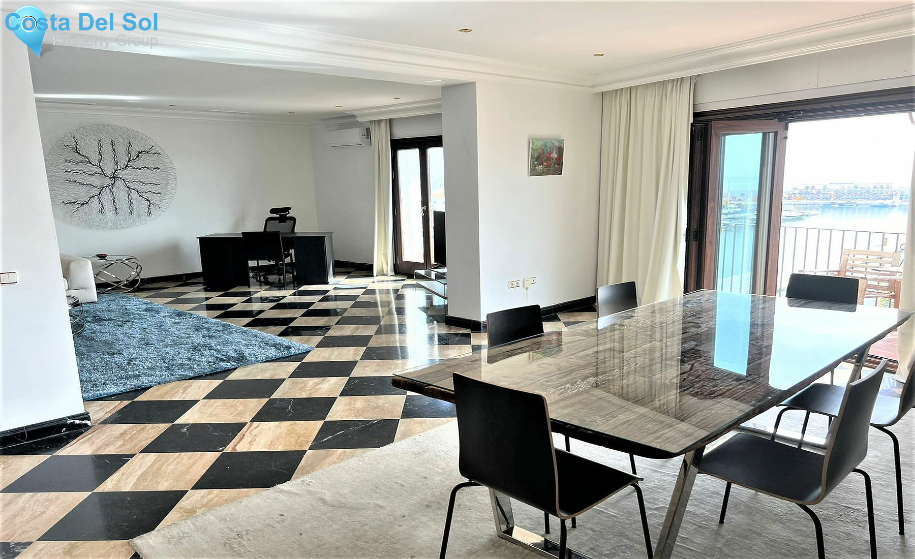 Middle Floor Apartment in Puerto Banús-1496672