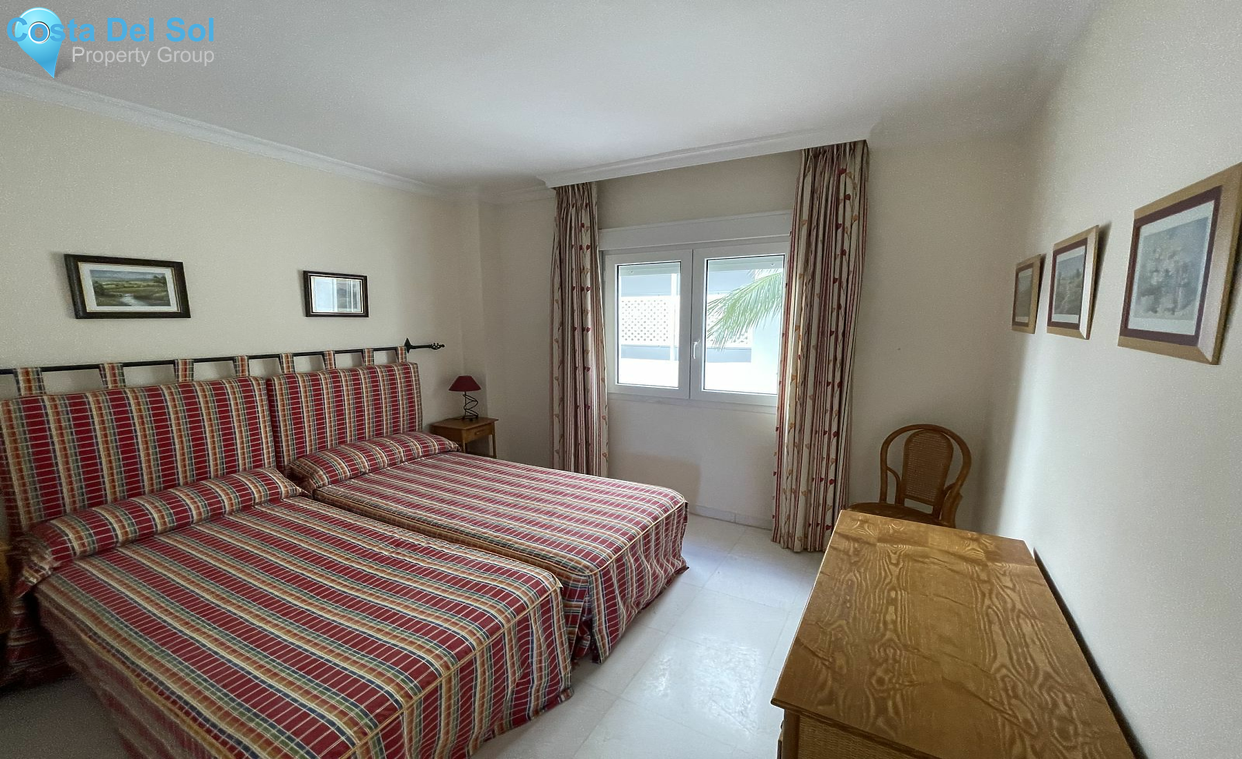 Middle Floor Apartment in Puerto Banús-1517882