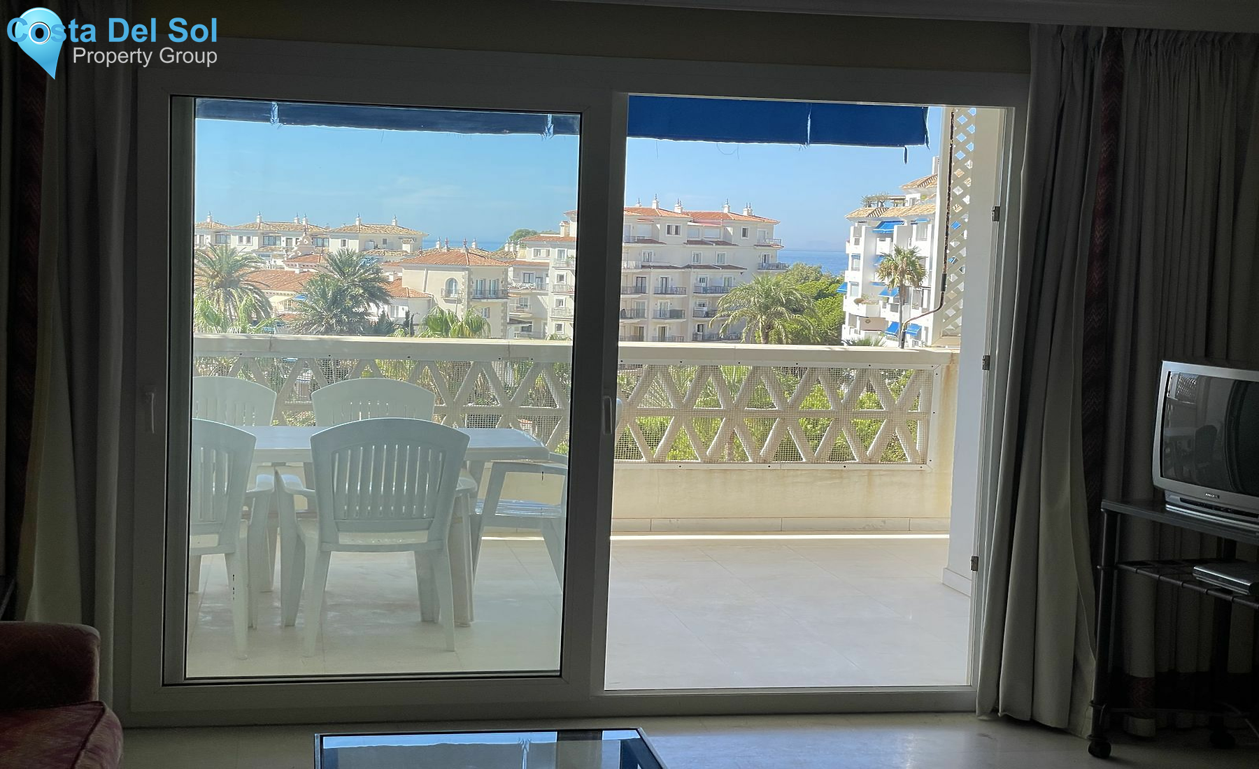 Middle Floor Apartment in Puerto Banús-1517875