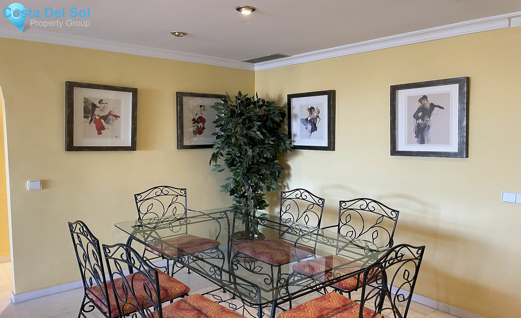 Middle Floor Apartment in Puerto Banús-1517876