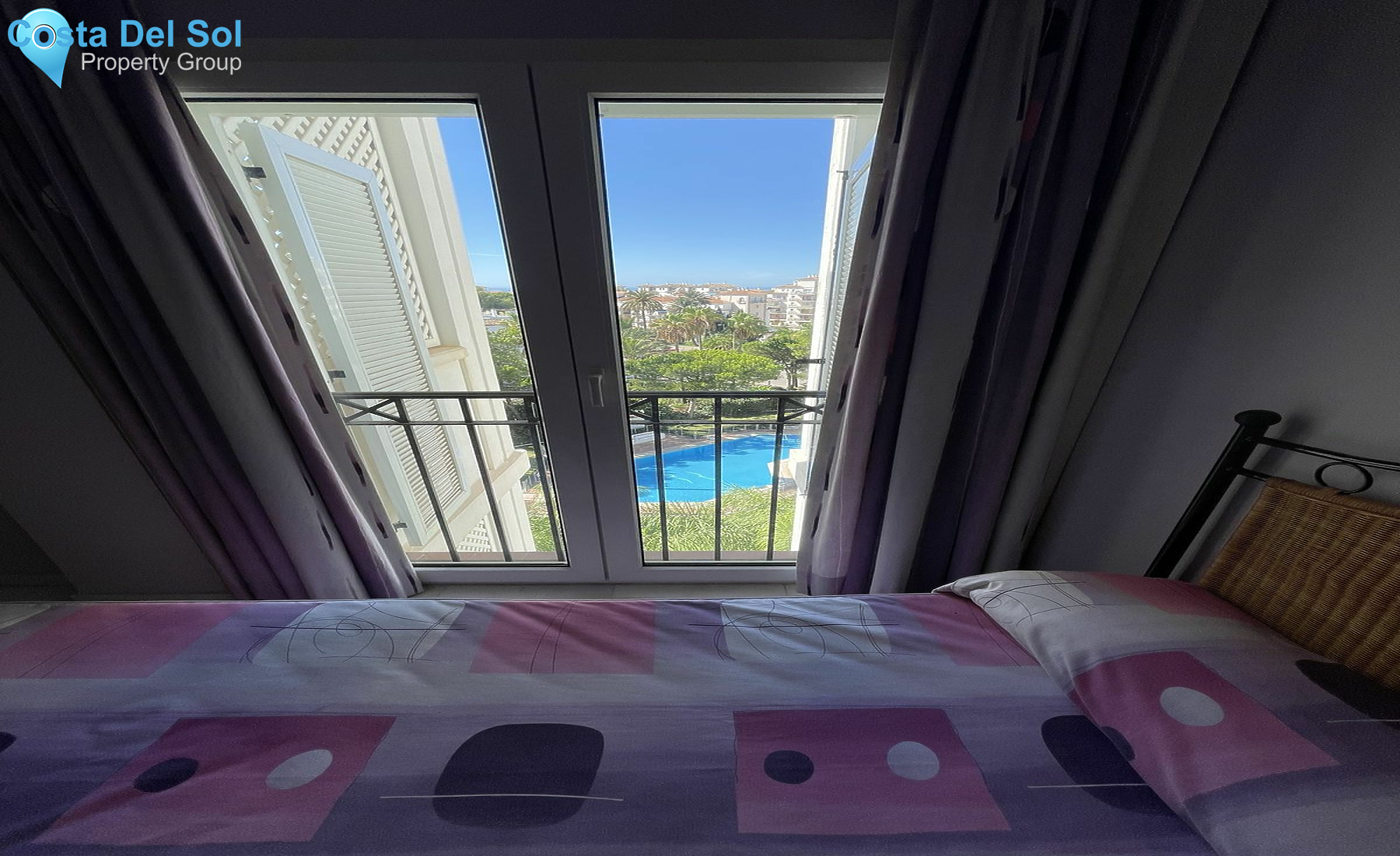 Middle Floor Apartment in Puerto Banús-1517880