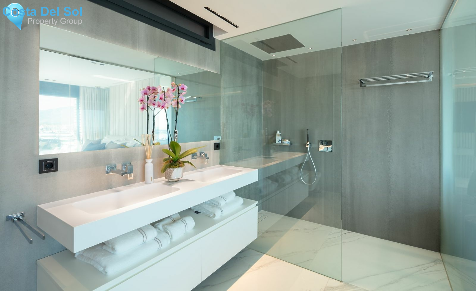 Middle Floor Apartment in Puerto Banús-1535481